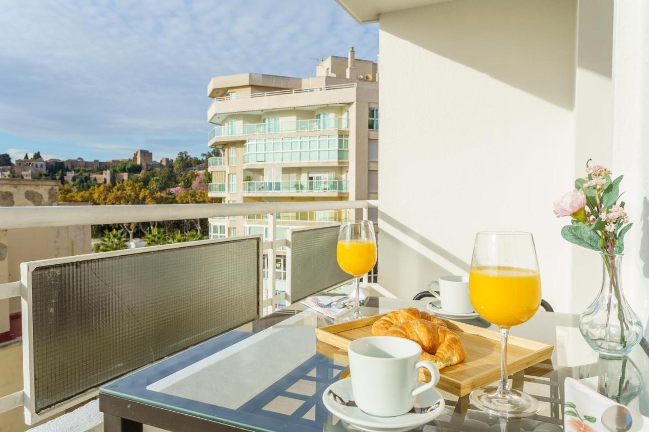 Apartamento Malagueta Breeze Малага Екстериор снимка